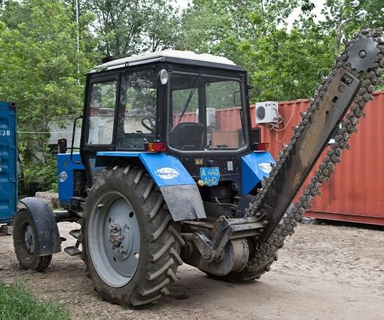 Траншеекопатель в аренду в Анжеро-Судженске и  Кемеровской области