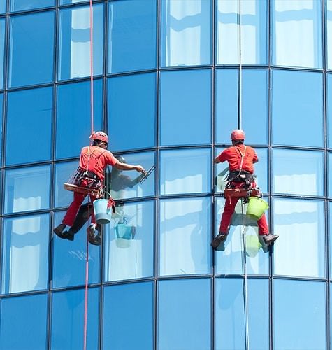 Мытье фасадов промальпинистами в Анжеро-Судженске